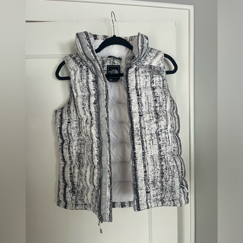 The North Face Nuptse 2 Goose Down Vest White Birch - Picture 5 of 6